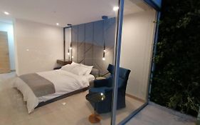 Suite Apartameto 1606 Espectacular Vista La Carolina, Piso 16 One - Quito
